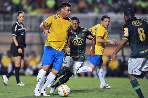 让我们了解 让我们了解