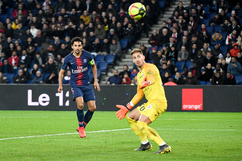 团队合作而 团队合作而