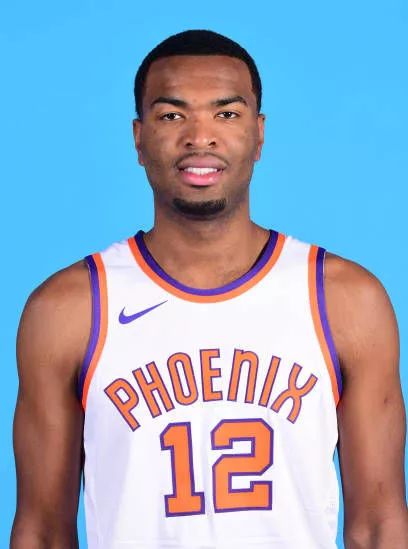 只差5分，一项NBA79年史无前例的纪录，要被40岁詹姆斯实现了.