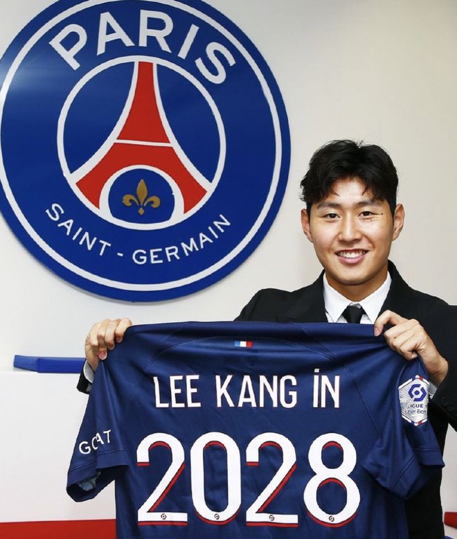 过社交媒体 过社交媒体