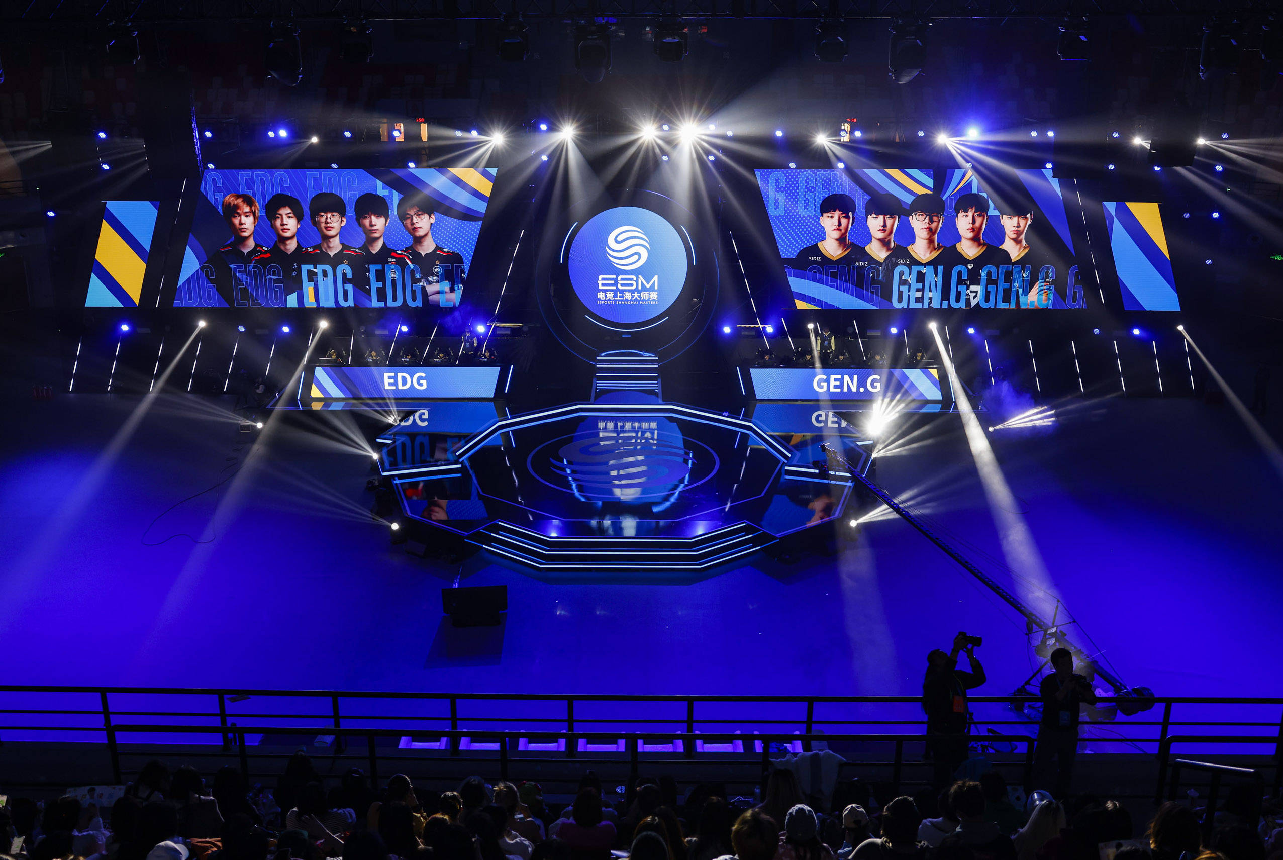 型赛事里 型赛事里