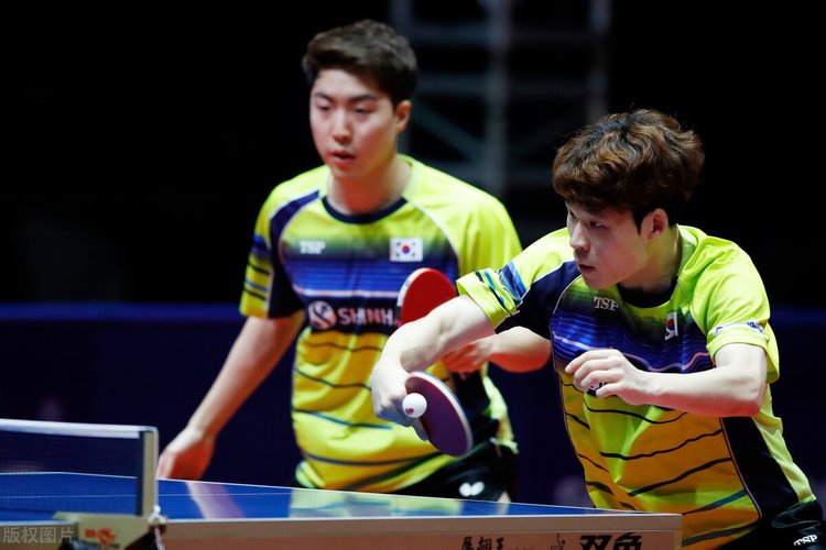 尤其是在边 尤其是在边