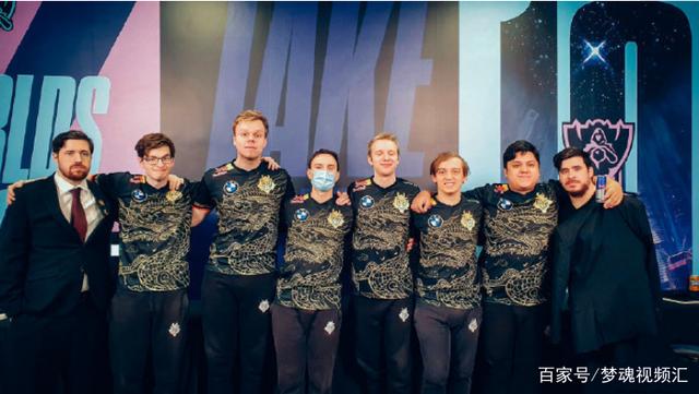 掌声告别！孙兴慜热刺谢幕战64分钟换下 全场致敬+球员列队送别