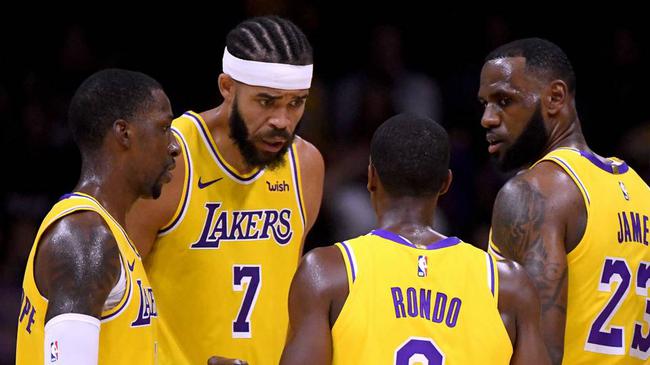 宣布退出首 宣布退出首